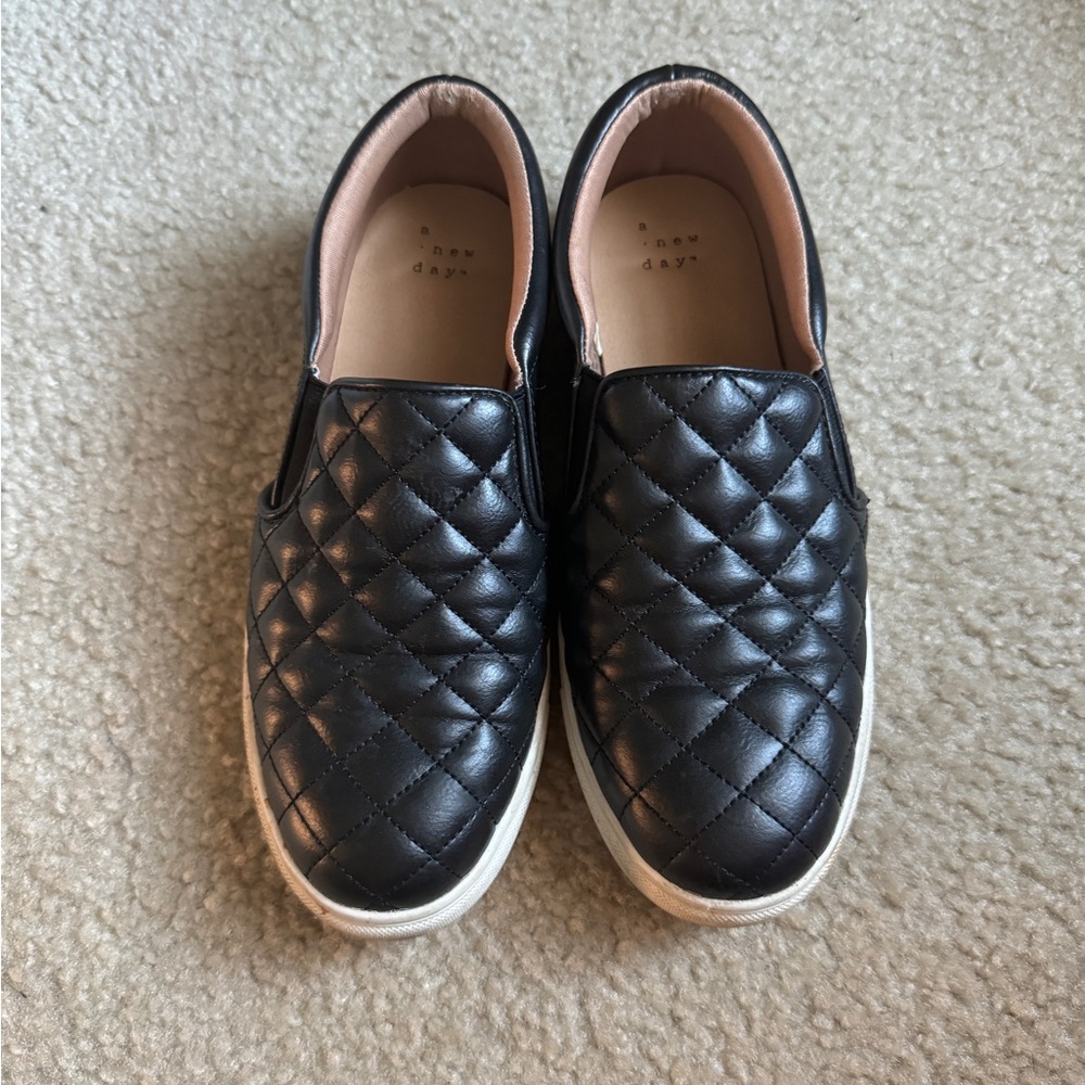 Slip on quilted sneakers